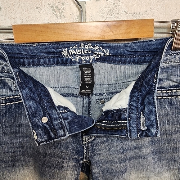 PAISLEY SKY Light Wash Embellished Jeans Size 12 - Picture 7 of 9